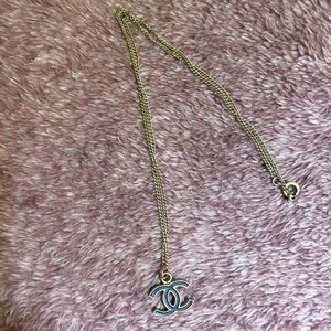 Gold hardware Black Enamel Chanel Vintage Necklace